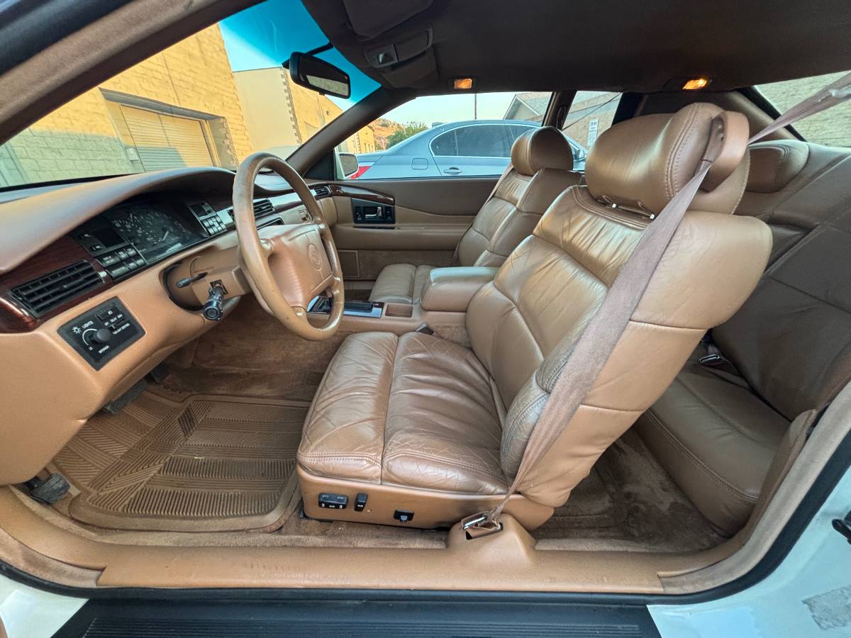 Cadillac-eldorado-etc-1994-white-8