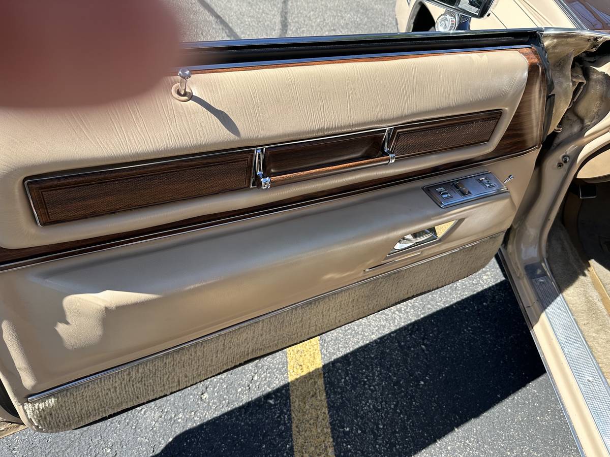 Cadillac-eldorado-limited-edition-1978-custom-8