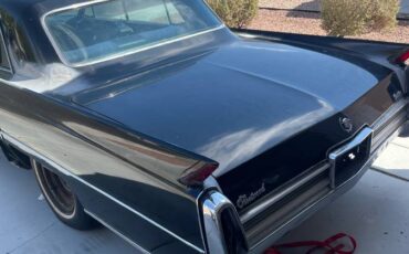 Cadillac-fleetwood-1964-black-5