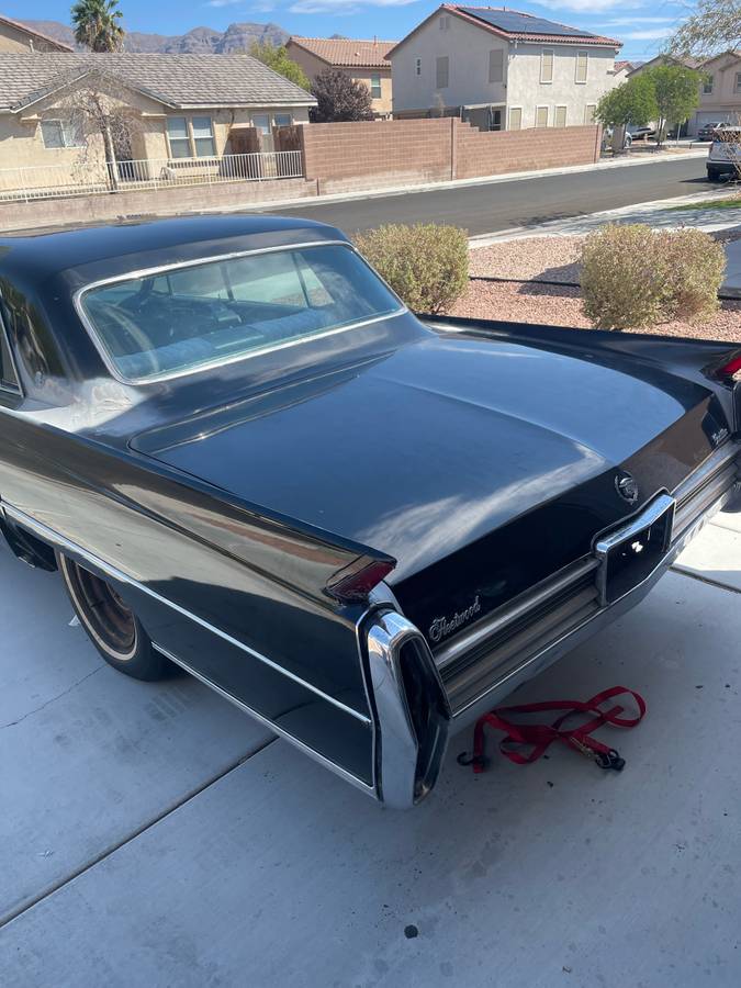 Cadillac-fleetwood-1964-black-5