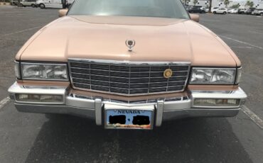 Cadillac-fleetwood-1991-custom-15