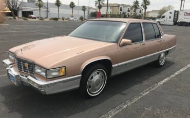 Cadillac-fleetwood-1991-custom-18