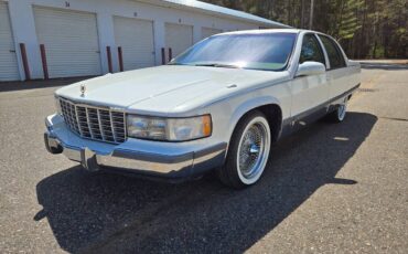 Cadillac-fleetwood-1995-white-1