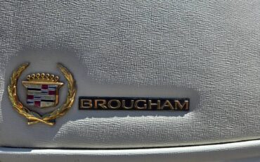 Cadillac-fleetwood-1995-white-12