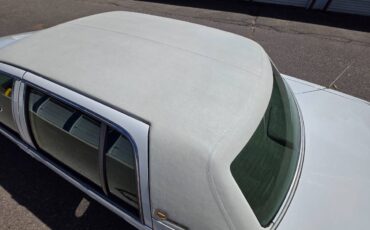 Cadillac-fleetwood-1995-white-15