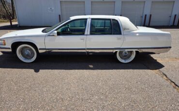 Cadillac-fleetwood-1995-white-2