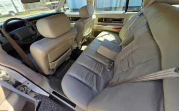 Cadillac-fleetwood-1995-white-4
