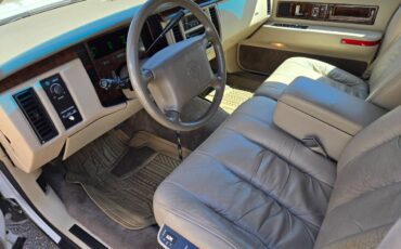 Cadillac-fleetwood-1995-white-6