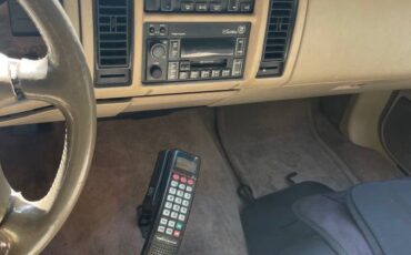 Cadillac-fleetwood-1996-red-3