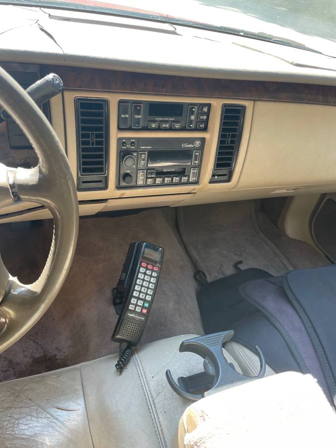 Cadillac-fleetwood-1996-red-3