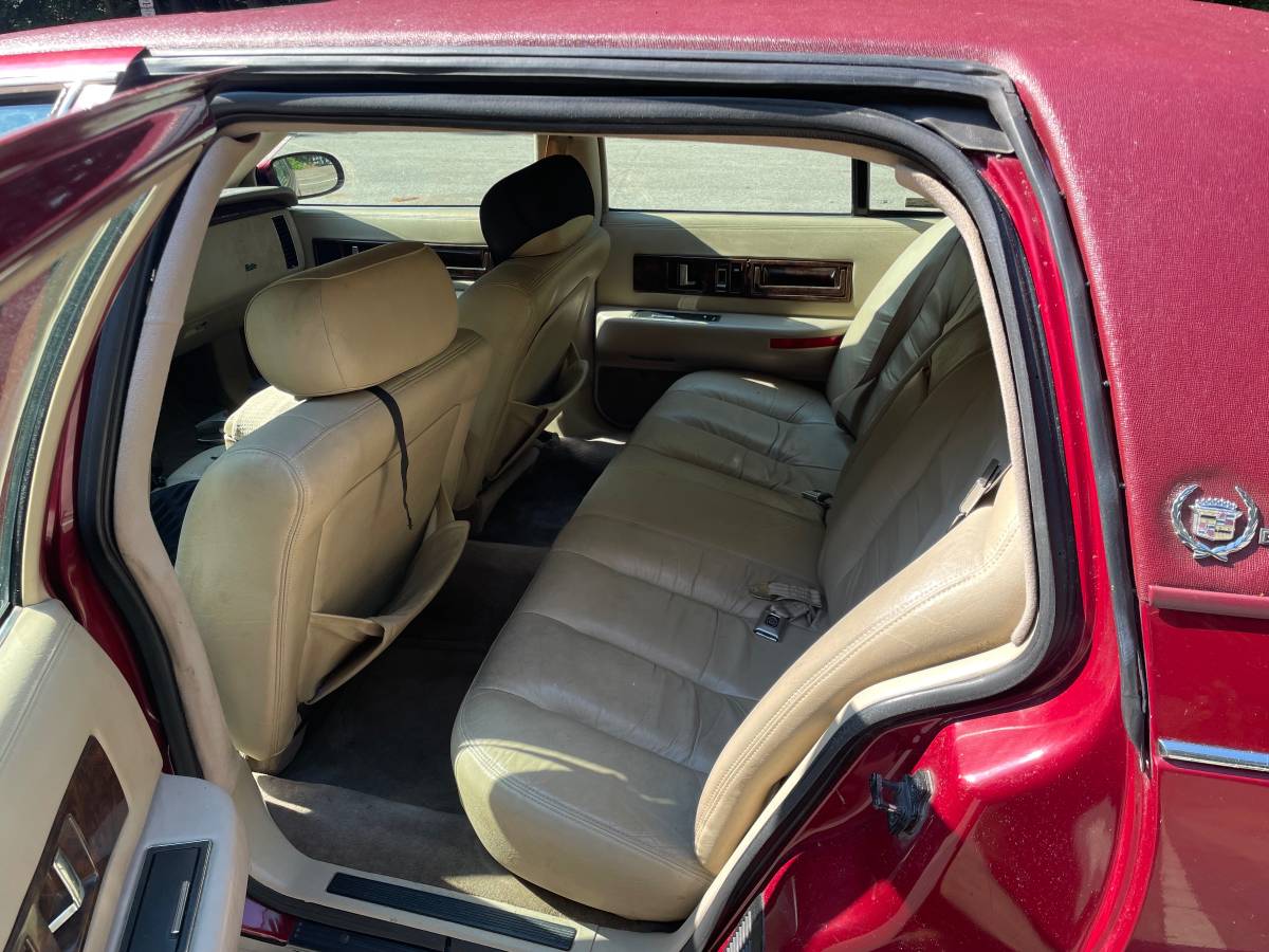 Cadillac-fleetwood-1996-red-9