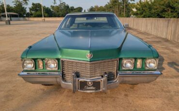 Cadillac-fleetwood-brougham-1972-6