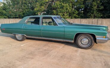 Cadillac-fleetwood-brougham-1972-8