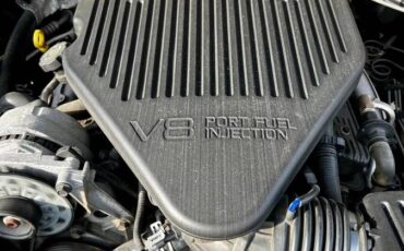 Cadillac-fleetwood-brougham-1996-1