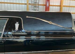 Cadillac-fleetwood-federal-1995-black-12