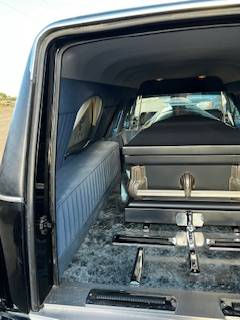 Cadillac-fleetwood-federal-1995-black-8