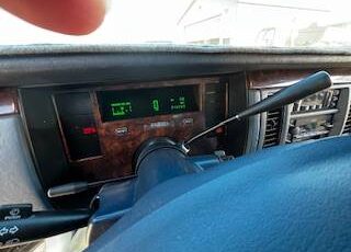 Cadillac-fleetwood-federal-1995-black-9