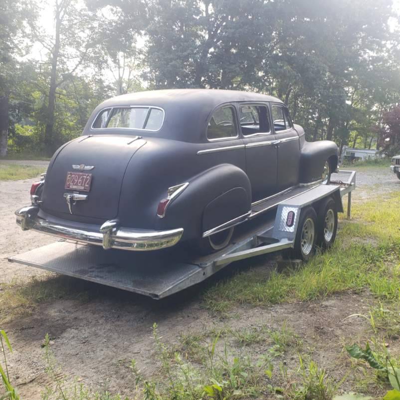 Cadillac-fleetwood-series-75-1947-black-17