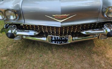 Cadillac-fleetwood-sixty-special-1958-silver-3