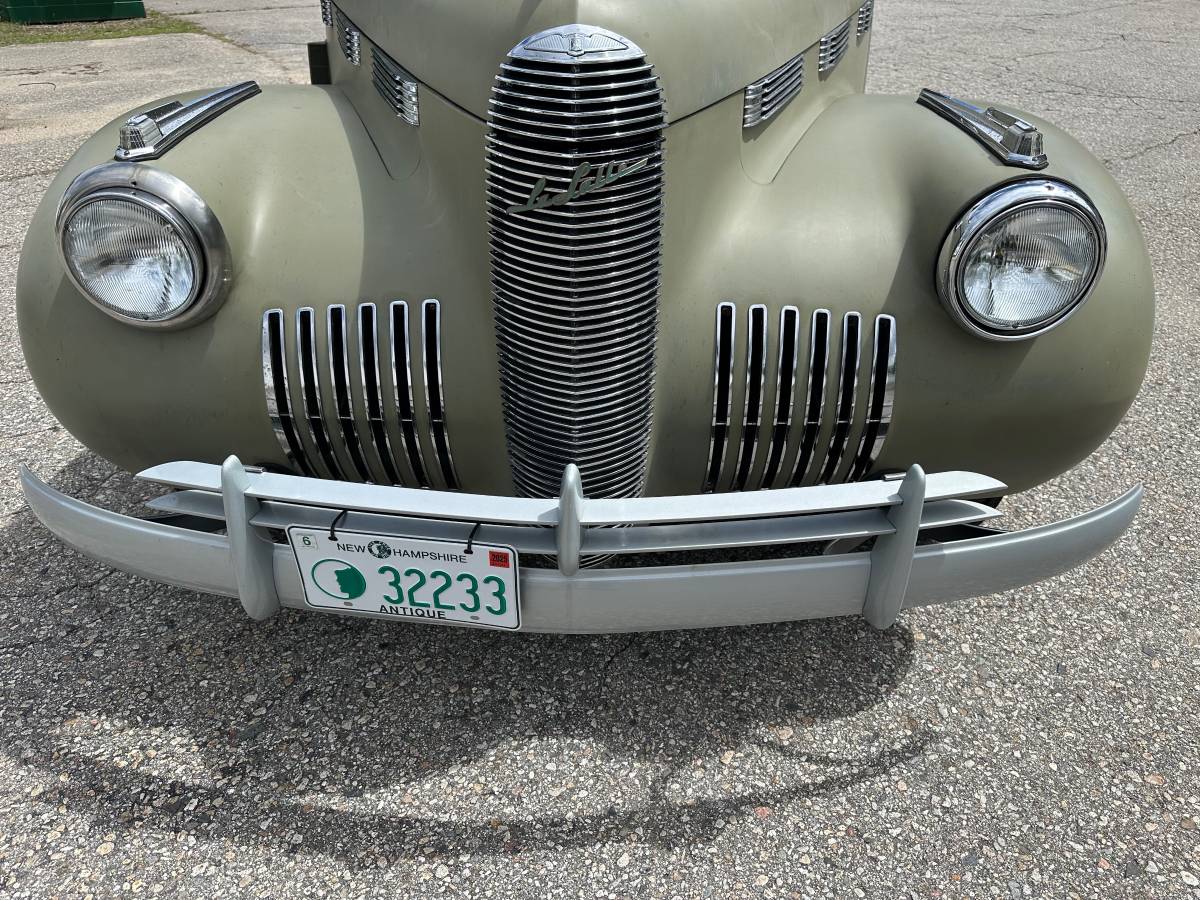 Cadillac-lasalle-1940-white-1