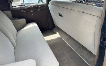 Cadillac-lasalle-1940-white-13