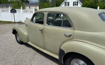 Cadillac-lasalle-1940-white-2