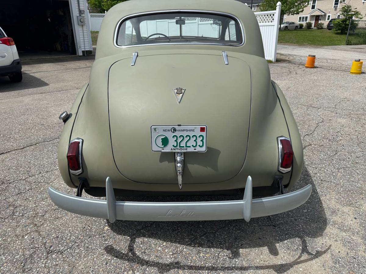 Cadillac-lasalle-1940-white-3