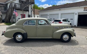 Cadillac-lasalle-1940-white