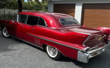 Cadillac-limousine-1958-red-2