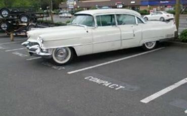 Cadillac-sedan-1955