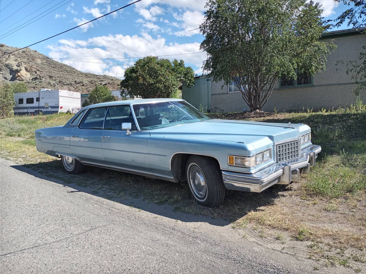 Cadillac-sedan-de-ville-delegance-1976-blue-22
