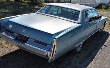 Cadillac-sedan-de-ville-delegance-1976-blue-23