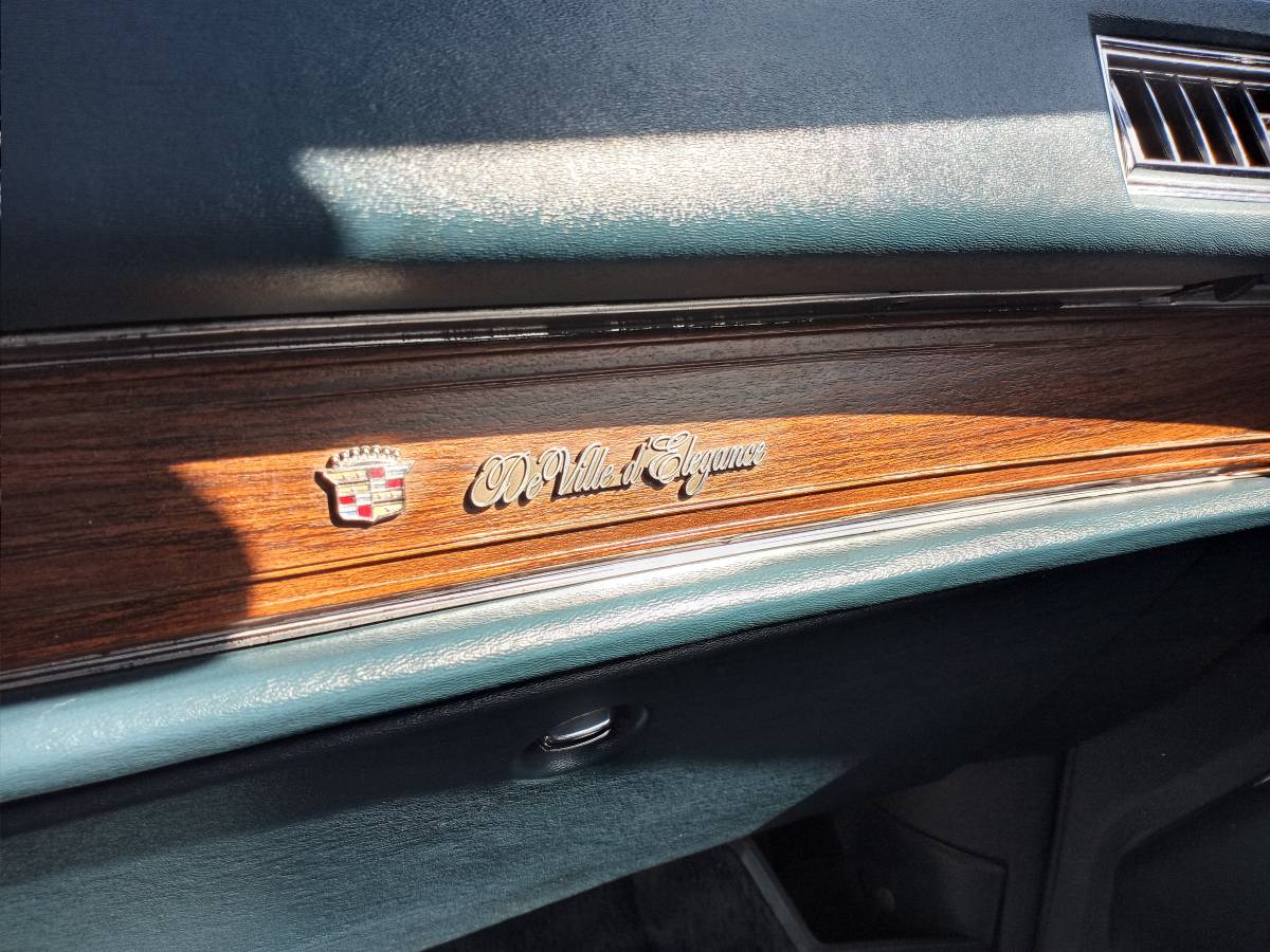 Cadillac-sedan-de-ville-delegance-1976-blue-4