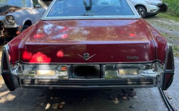 Cadillac-sedan-deville-1973-red-9