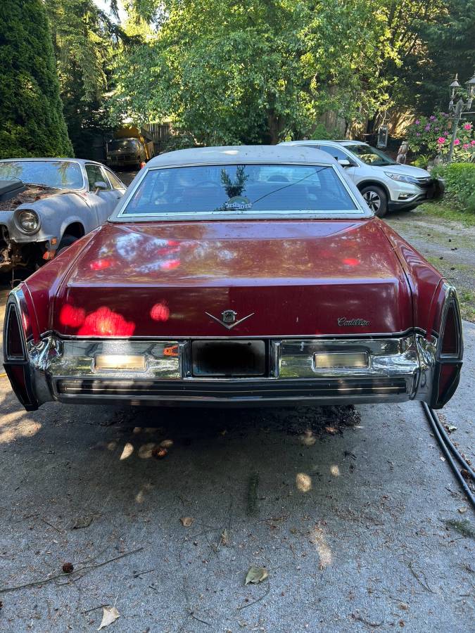 Cadillac-sedan-deville-1973-red-9