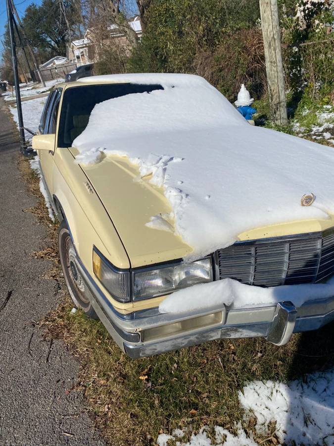 Cadillac-sedan-deville-1991-yellow-1