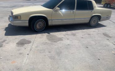 Cadillac-sedan-deville-1991-yellow-2