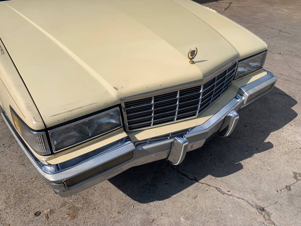 Cadillac-sedan-deville-1991-yellow-5