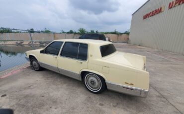 Cadillac-sedan-deville-1991-yellow-8