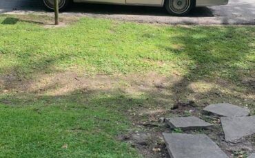 Cadillac-sedan-deville-1991-yellow-9