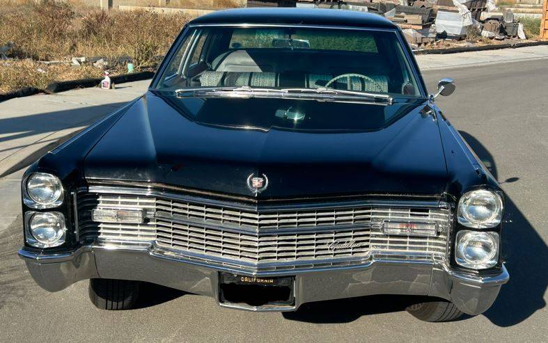Cadillac-series-sixty-60-fleetwood-1966-black-1