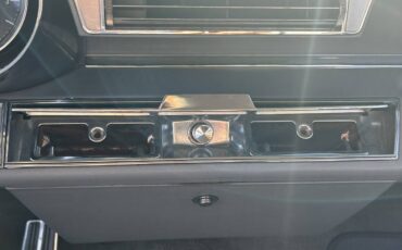 Cadillac-series-sixty-60-fleetwood-1966-black-11