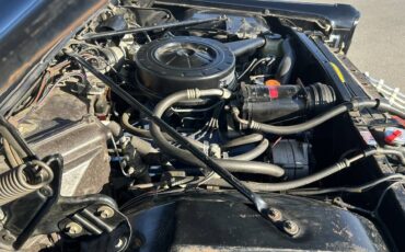 Cadillac-series-sixty-60-fleetwood-1966-black-22