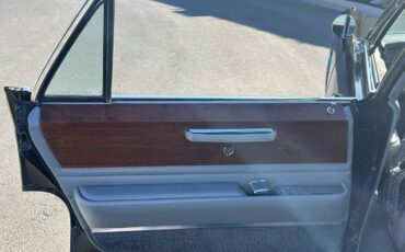 Cadillac-series-sixty-60-fleetwood-1966-black-7