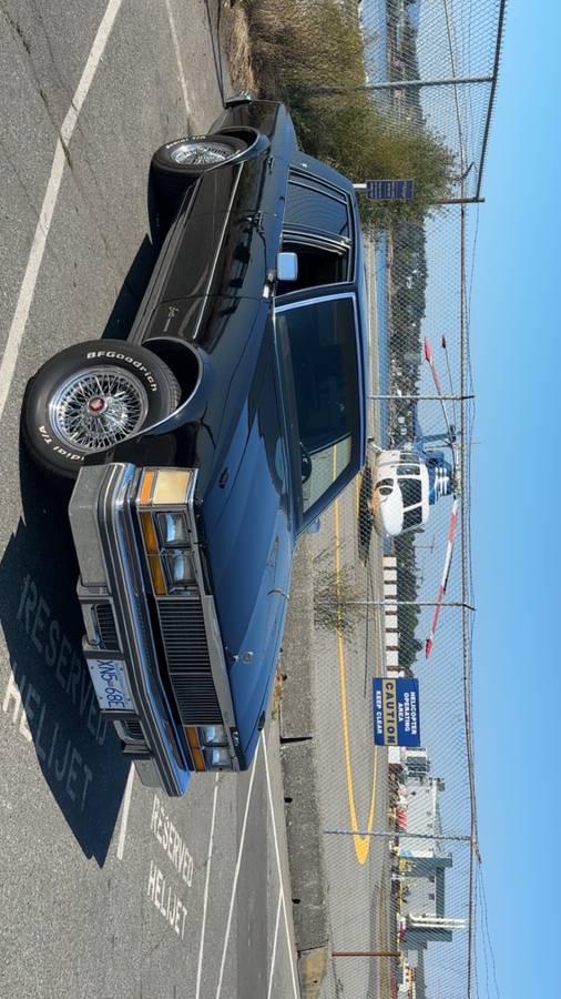 Cadillac-seville-1977-black-2