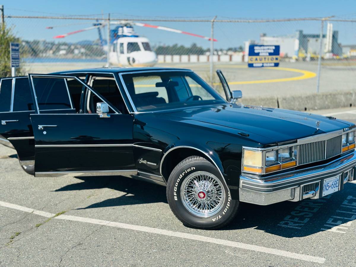 Cadillac-seville-1977-black-3