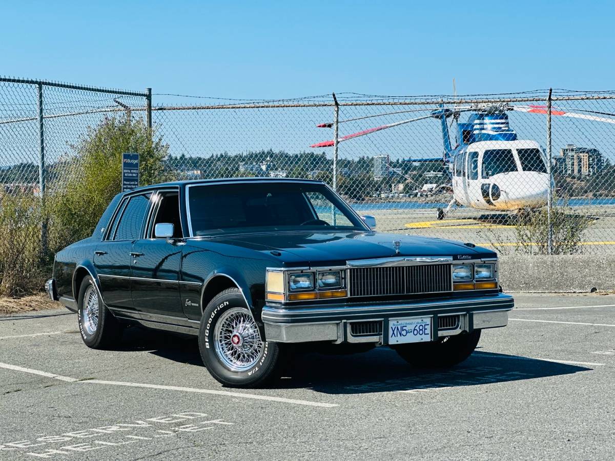 Cadillac-seville-1977-black-6