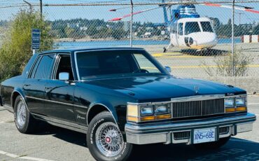 Cadillac-seville-1977-black-8
