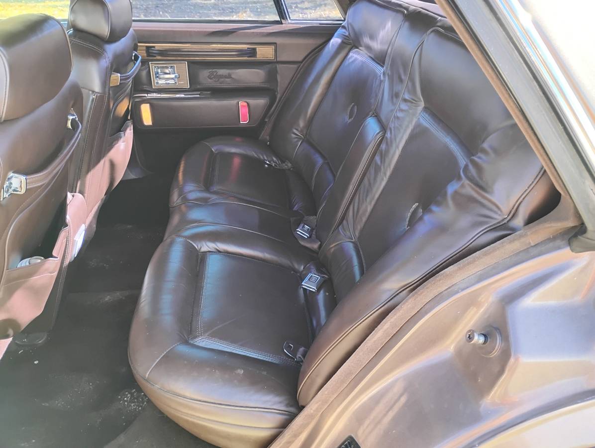 Cadillac-seville-1984-brown-3