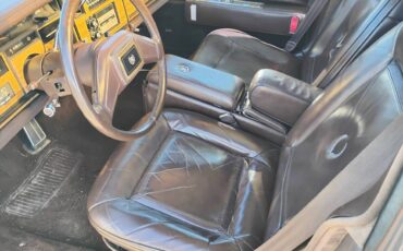 Cadillac-seville-1984-brown-4